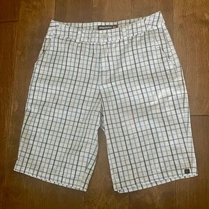 Quiksilver Chino Shorts Sz 27